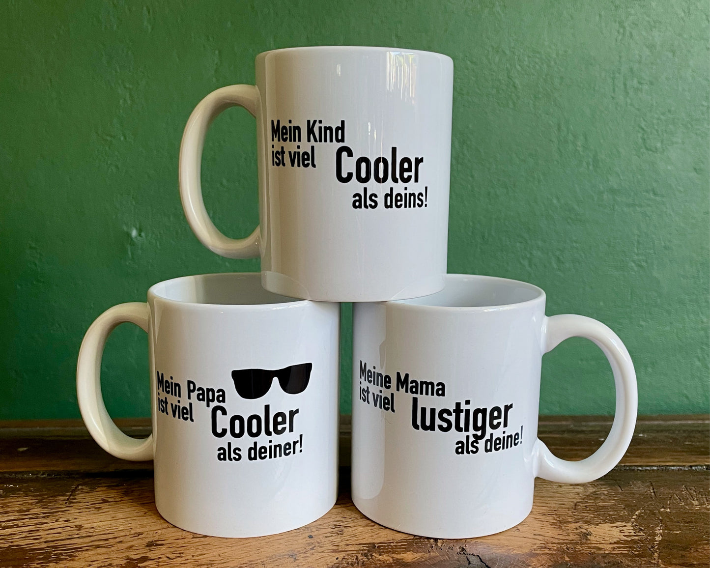 Tasse bedruckt mit Motiv *Meine Mama ist viel lustiger als Deine*